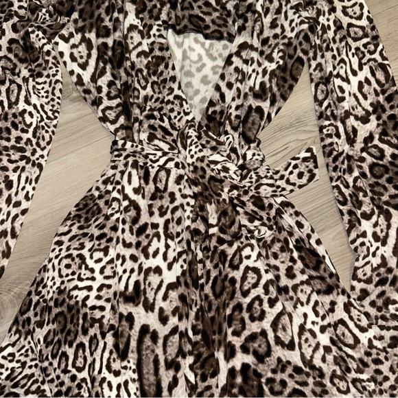 Calvin Klein Animal Print Women's wrap dress midi - Picture 3 of 4